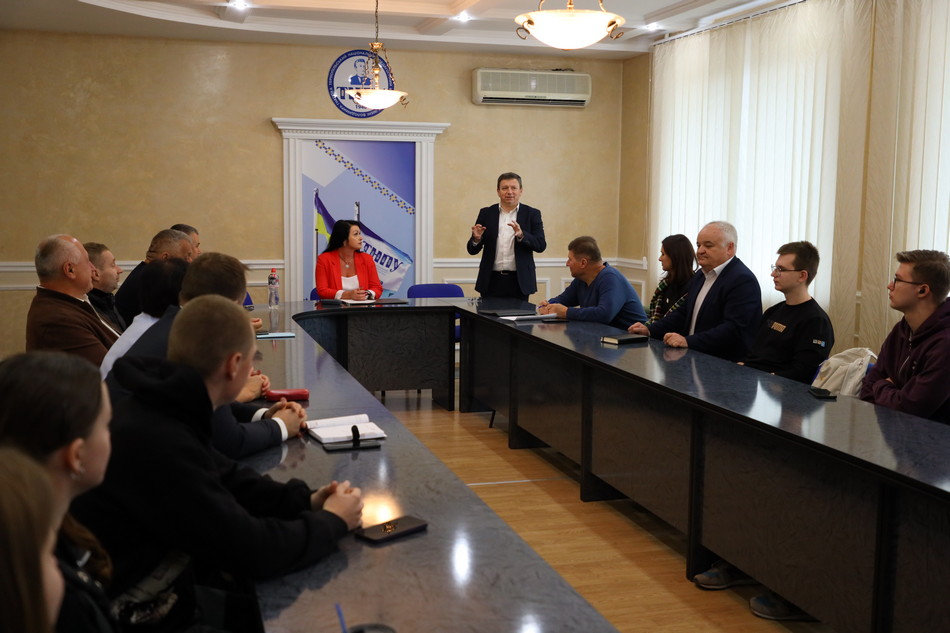 Виступ ректора ТНПУ ім. В. Гнатюка Богдана БУЯКА.